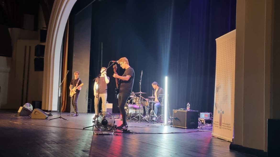 Koncert skupine Kávészünet